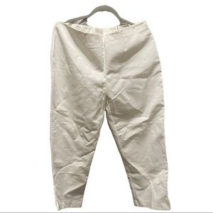 NWT Chico’s The Ultimate Fit Crop